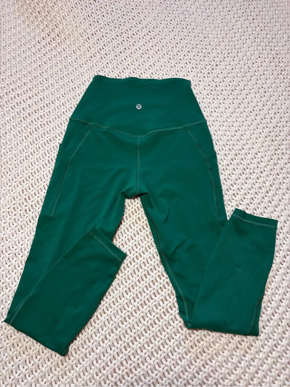 lululemon cascadia green align hr pant 25” pockets size 6